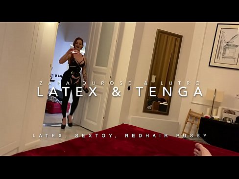 ❤️ Ruĝhara vicfratino en lateksokostumo fikita de duonfrato Belega porno ĉe porno eo.bestsexporno.ru ☑